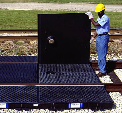 chemtech-us-products-images-secondary-containment-trackpan-cover chemtech-us-products-images-secondary-containment-trackpan-cover